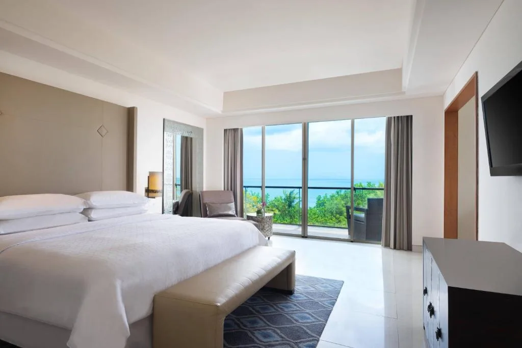 Sheraton Bali Kuta Resort Facade