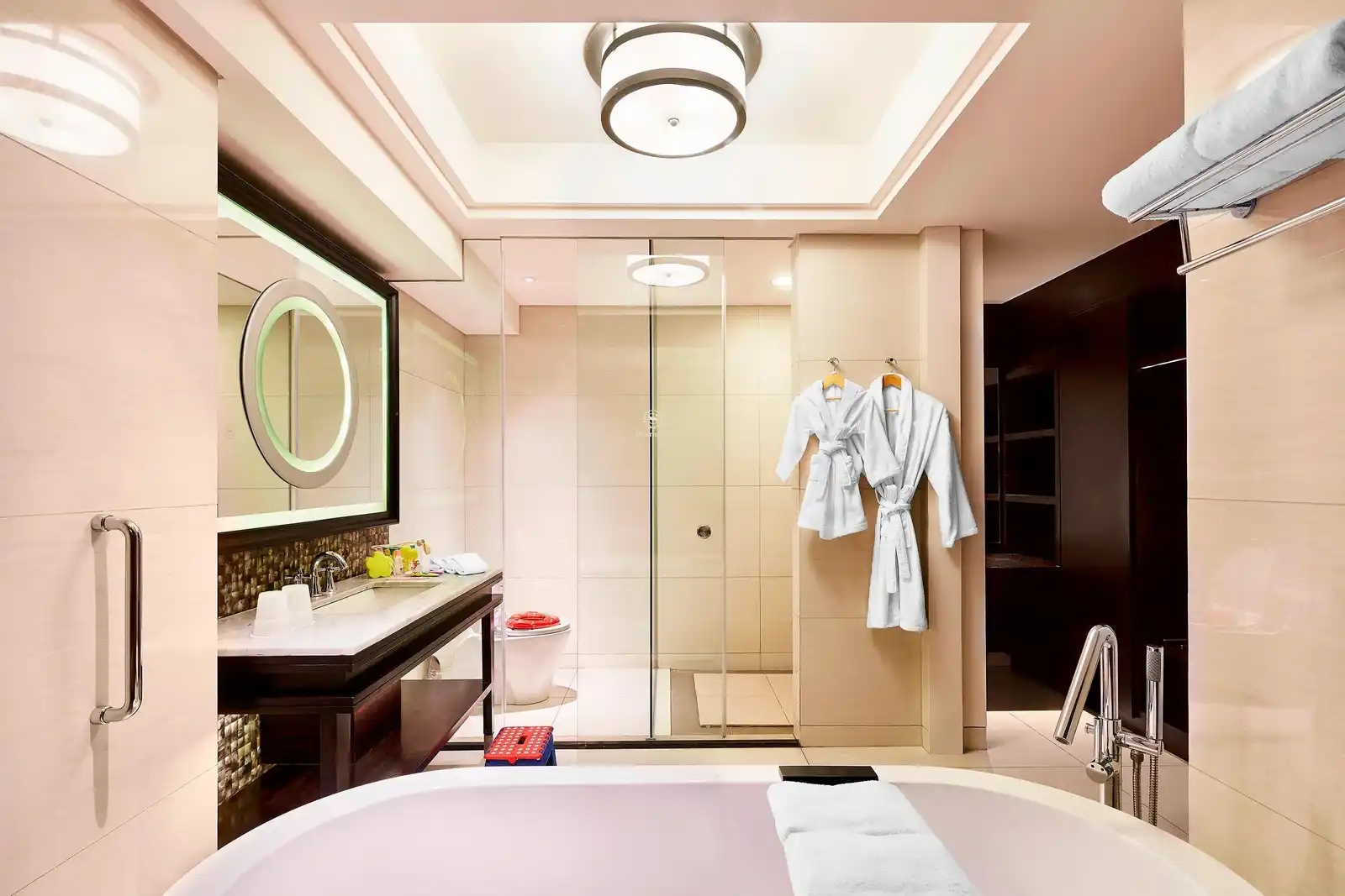 Sheraton Bali Kuta Resort Bathroom