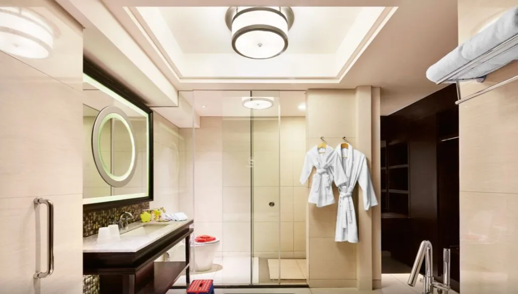 Sheraton Bali Kuta Resort Bathroom