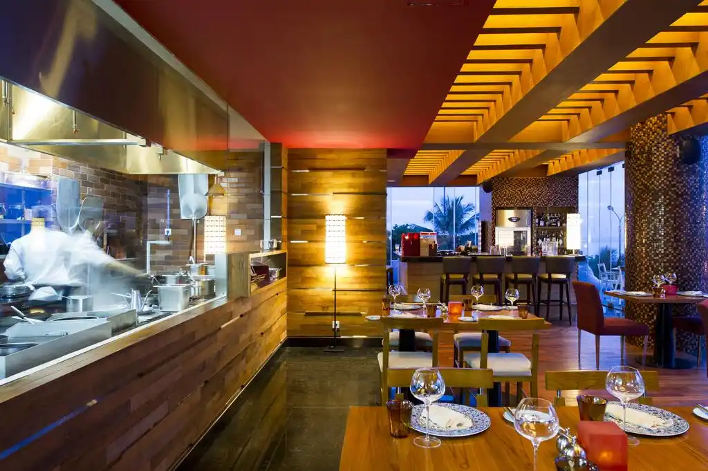 Sheraton Bali Kuta Resort Restaurant/Dining