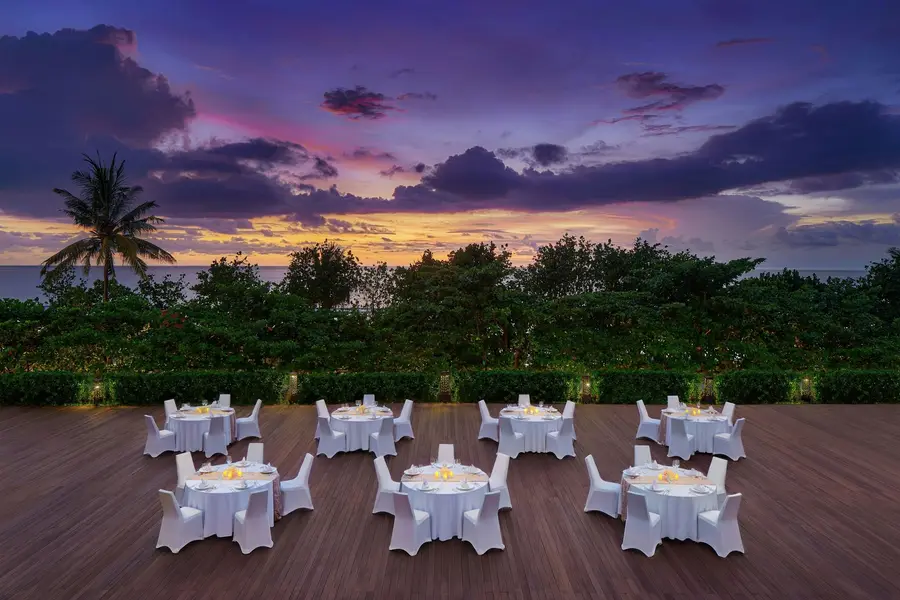 Sheraton Bali Kuta Resort Restaurant/Dining