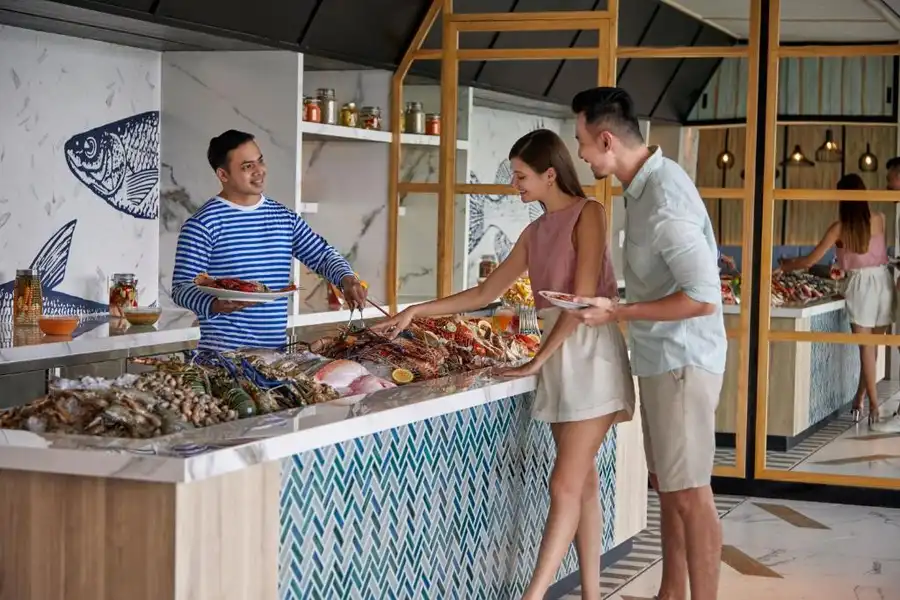 Sheraton Bali Kuta Resort Restaurant/Dining