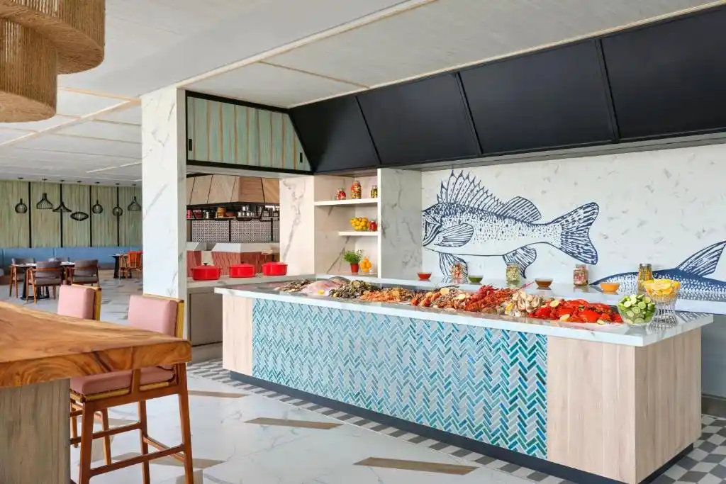 Sheraton Bali Kuta Resort Restaurant/Dining