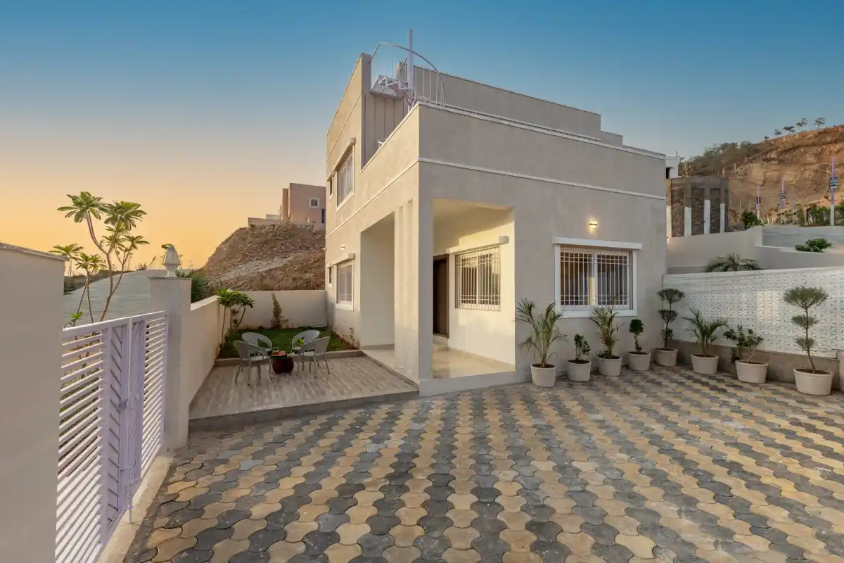 Shourya Zenna, Udaipur