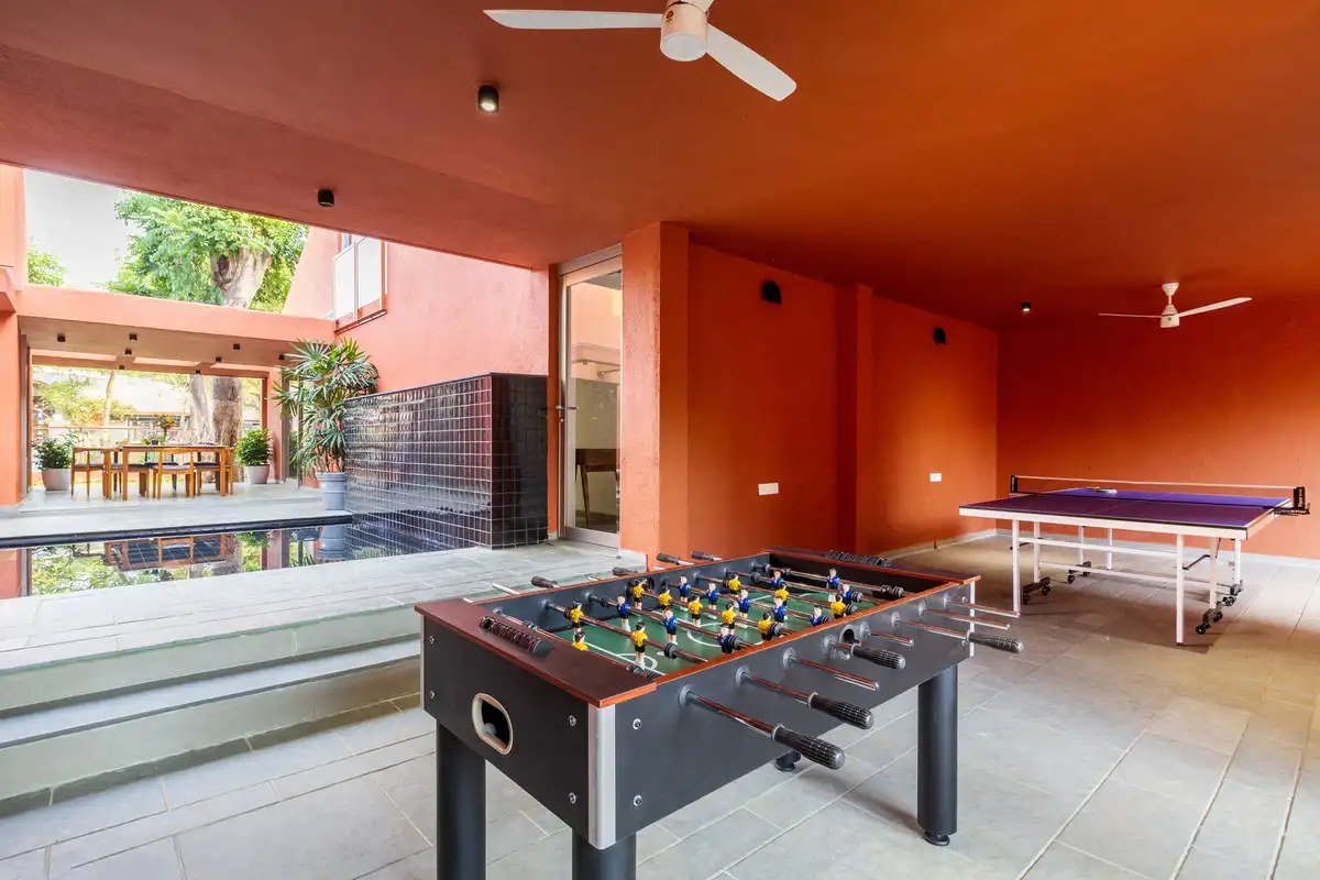 Sienna Breeze, Lonavala
