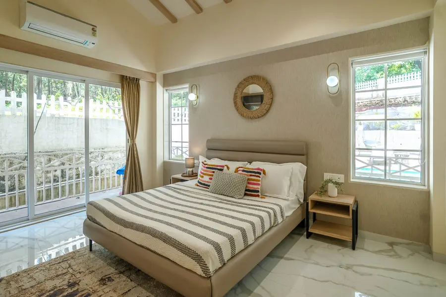 Sienna Villa, Karjat