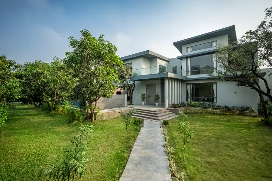 Six Degrees, Alibaug