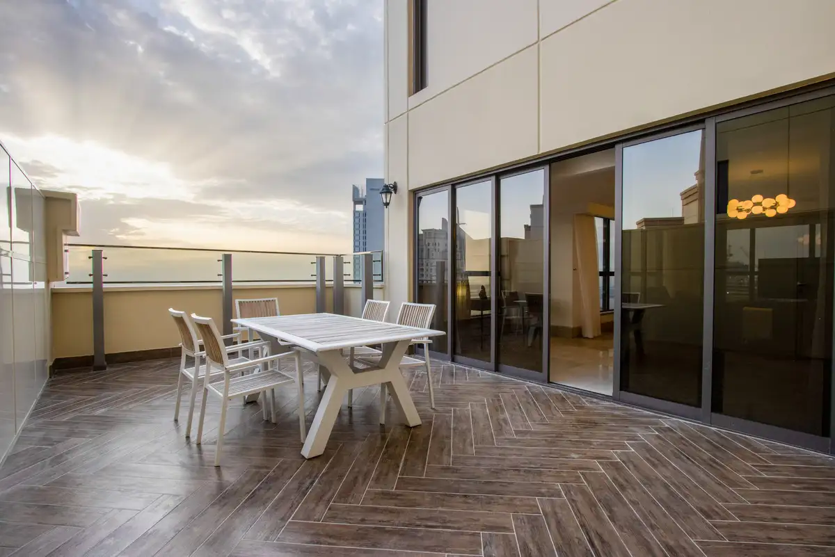 Sky-High Duplex Penthouse, Dubai