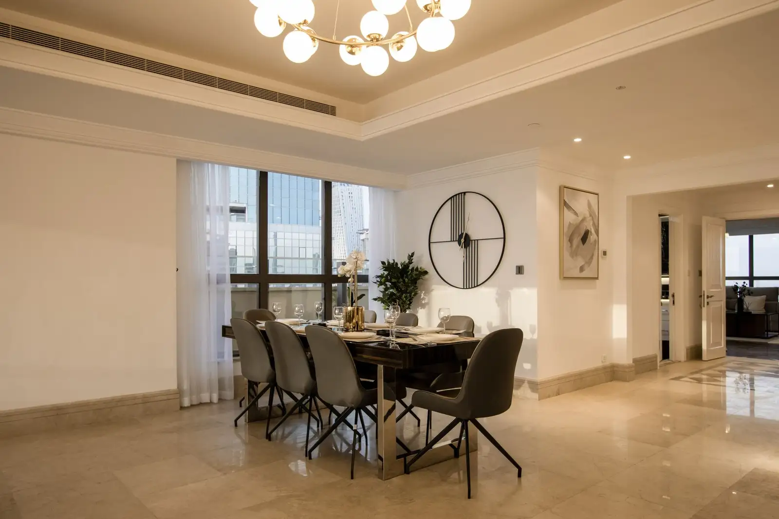 Sky-High Duplex Penthouse, Dubai