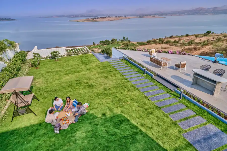 Sol Crest & Sol Mere, Igatpuri