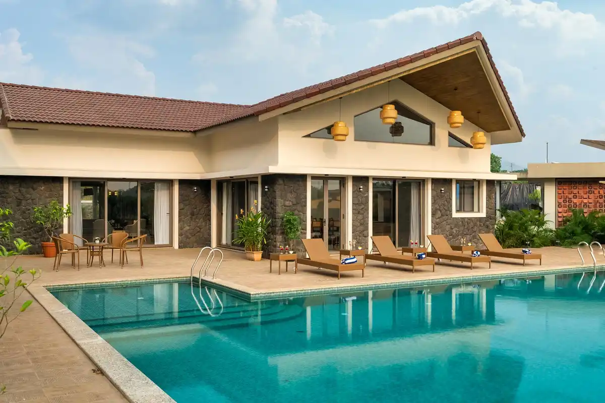 Solaris, Alibaug