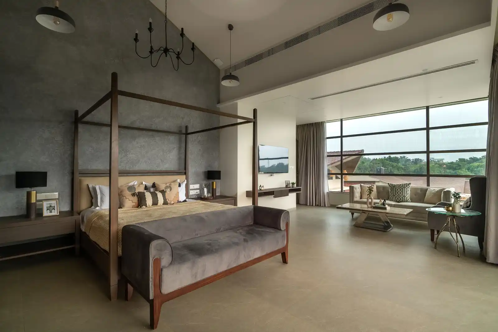Solaris, Alibaug