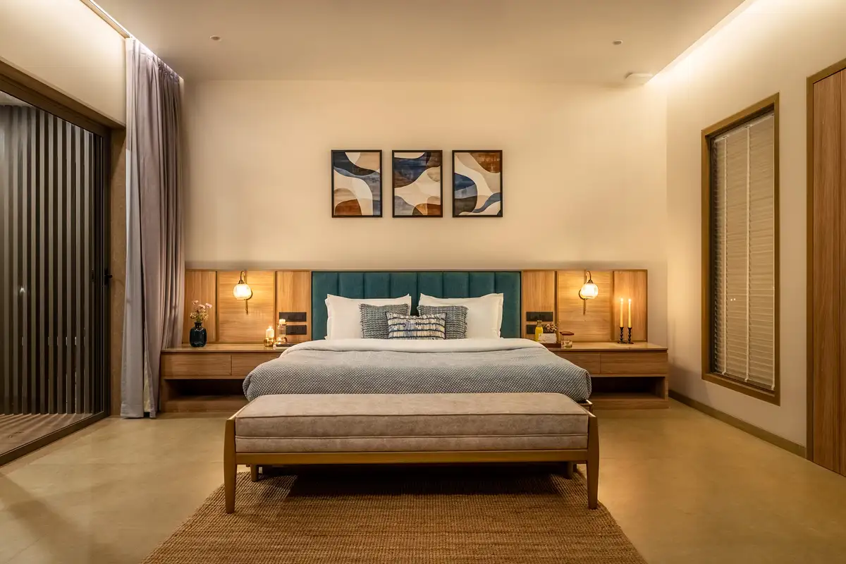 Solaris, Alibaug