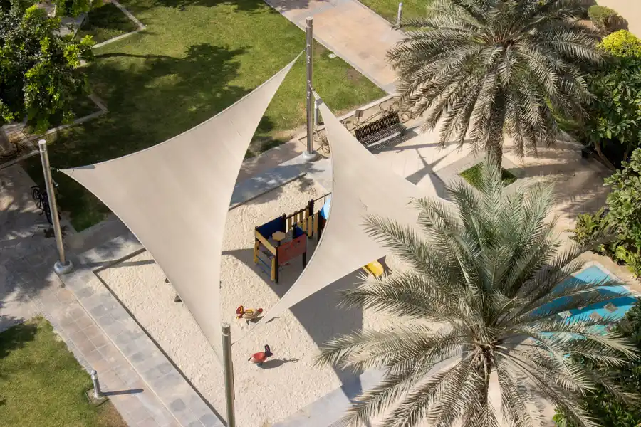 Spacious 1 BR in Shoreline Near Palm Mall, Dubai