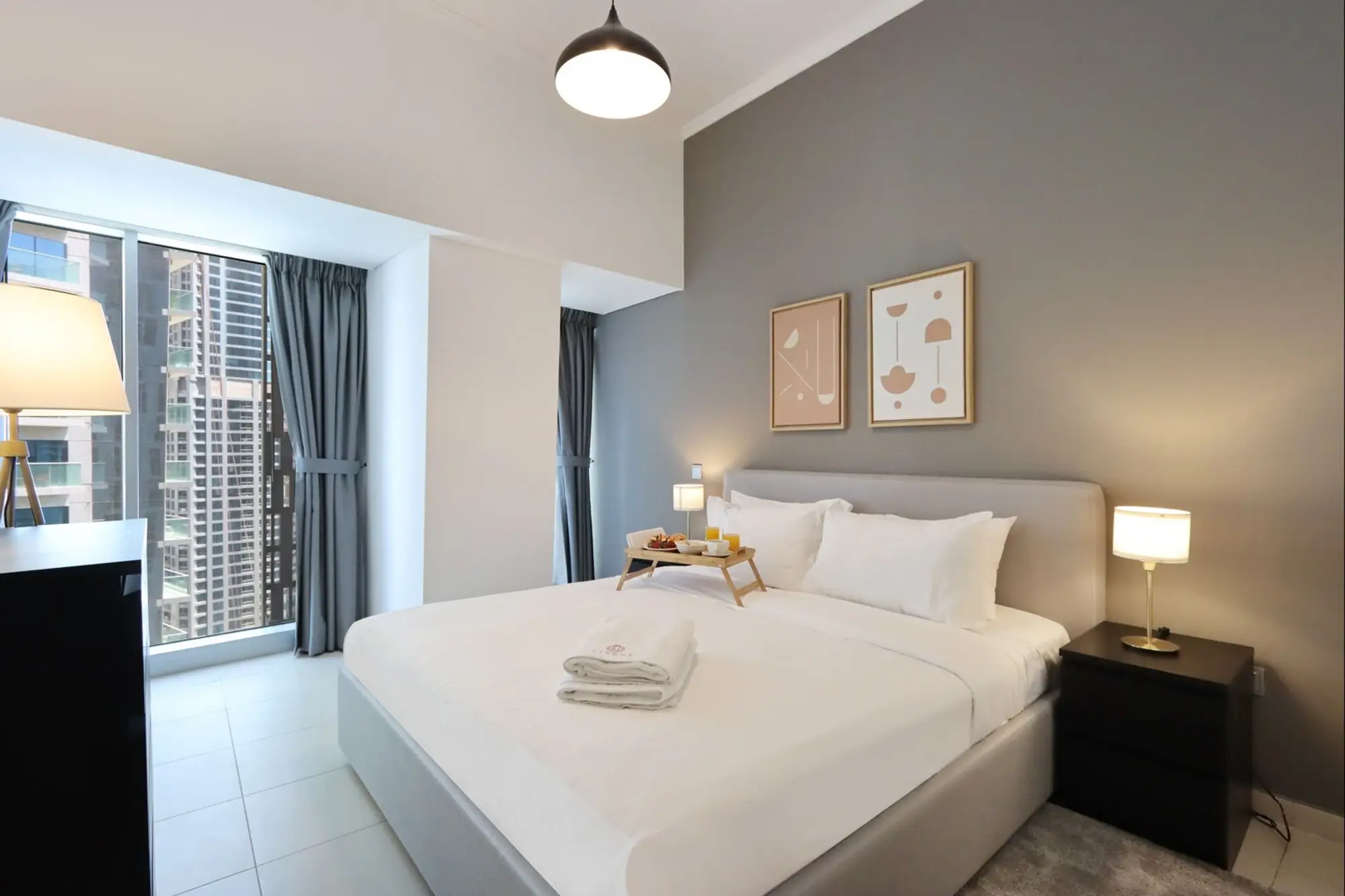 Spacious 2 BR in Dubai Marina with Balcony, Dubai