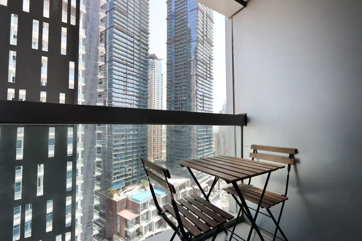Spacious 2 BR in Dubai Marina with Balcony, Dubai