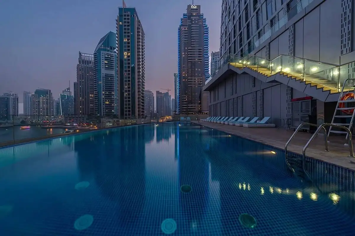 Spacious 2 BR in Dubai Marina with Balcony, Dubai