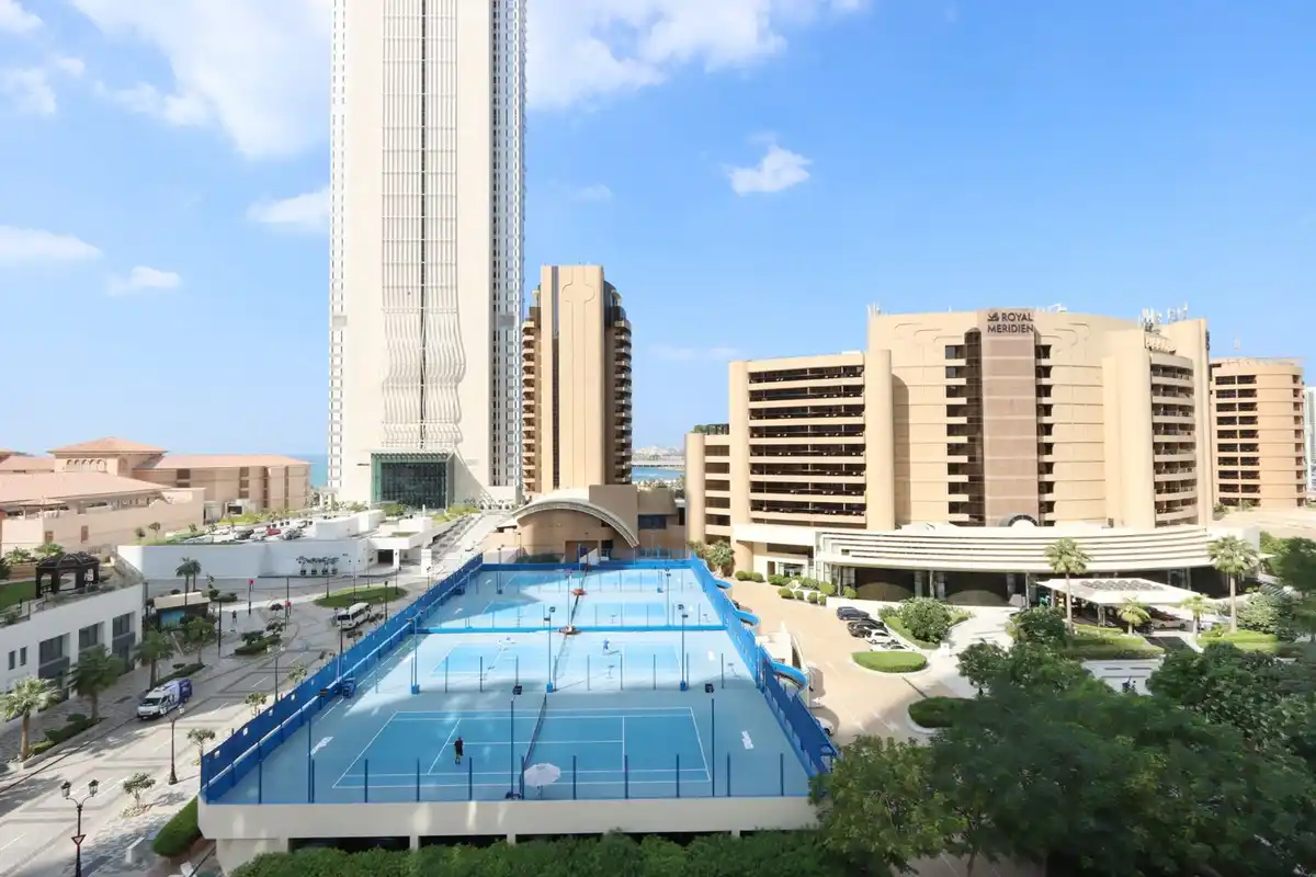 Spacious 3BR in Marina, Steps to the Beach, Dubai