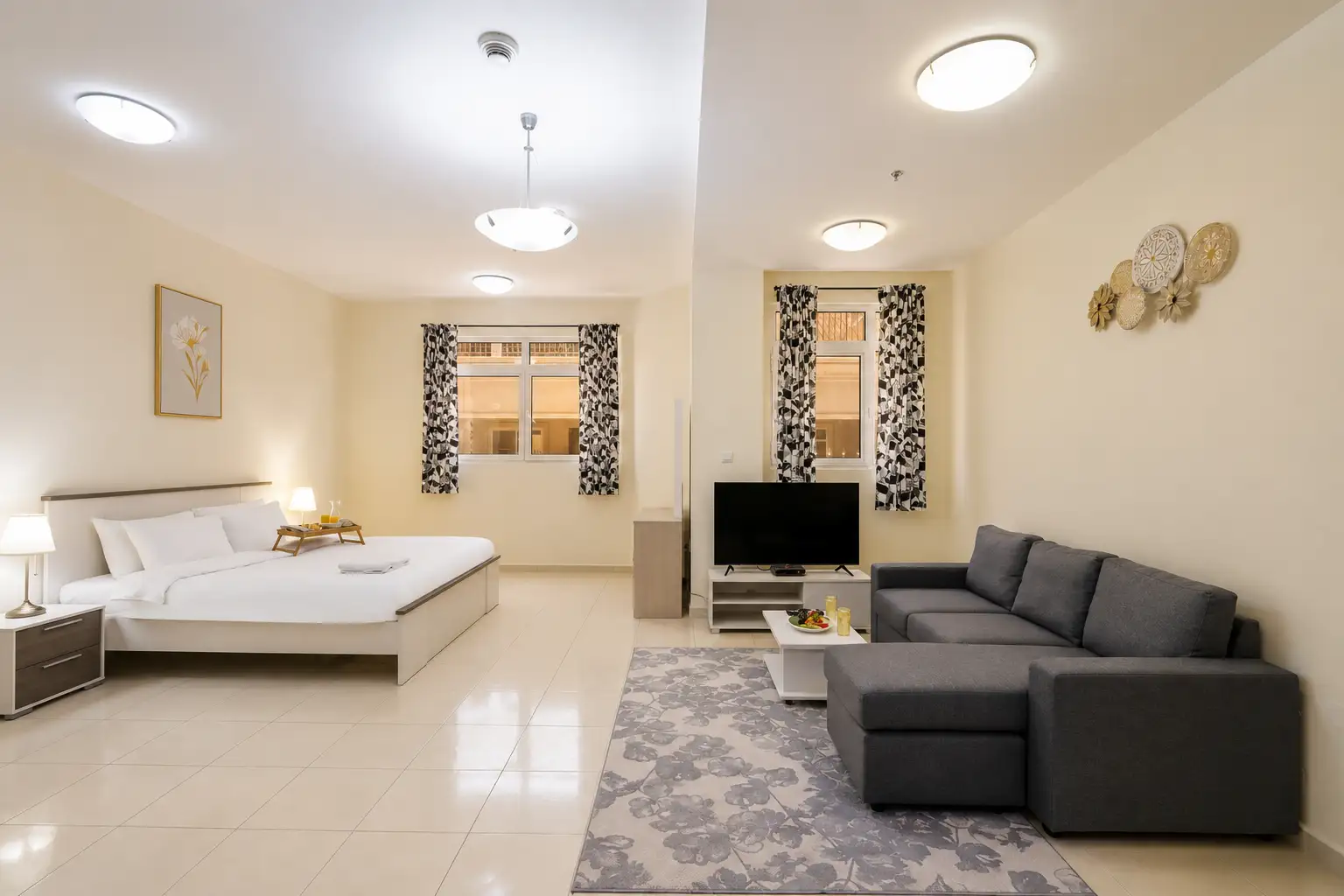Spacious JVC Studio, Near Dining and Shops, Dubai