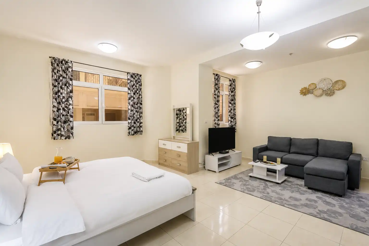 Spacious JVC Studio, Near Dining and Shops, Dubai