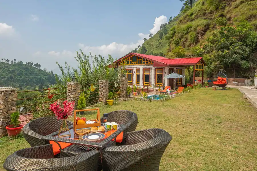 Spirits Unplugged w/ Outdoor Pool, Shimla