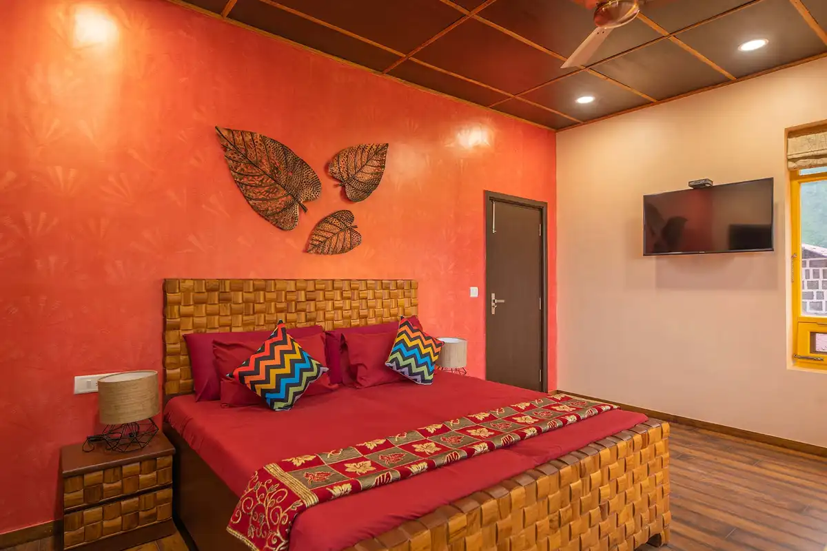 Spirits Unplugged w/ Outdoor Pool, Shimla