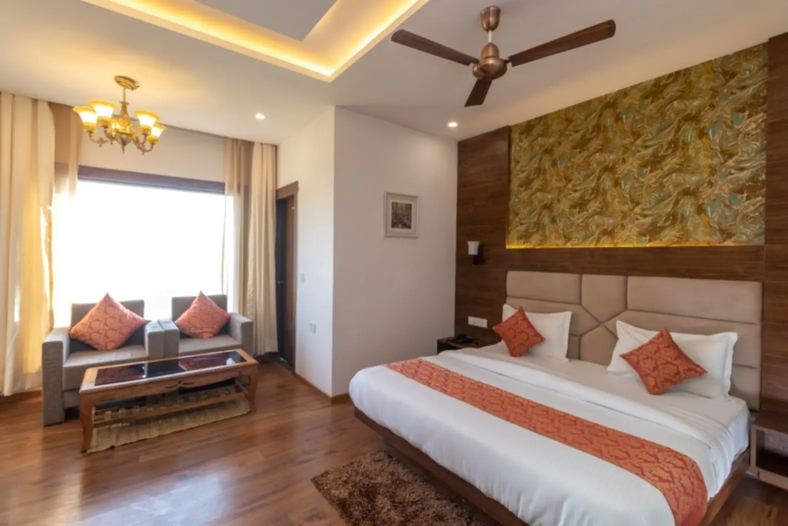 Spring Wood Hotel Room