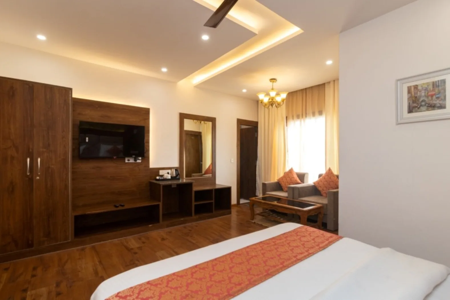 Spring Wood Hotel Room