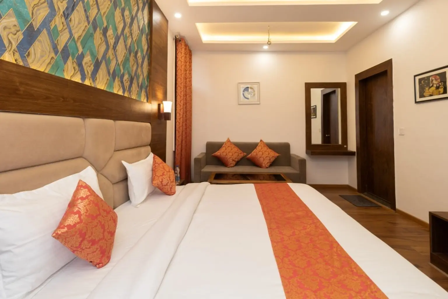 Spring Wood Hotel Room