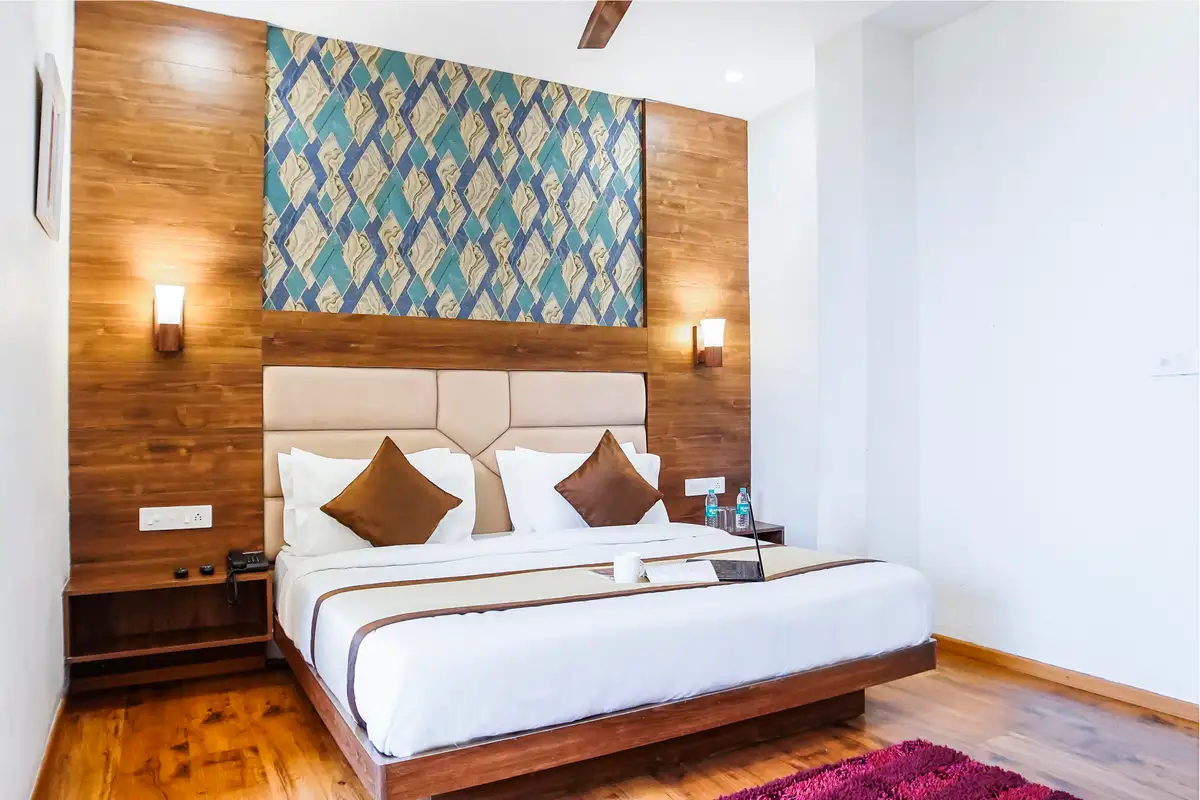 Spring Wood Hotel Room