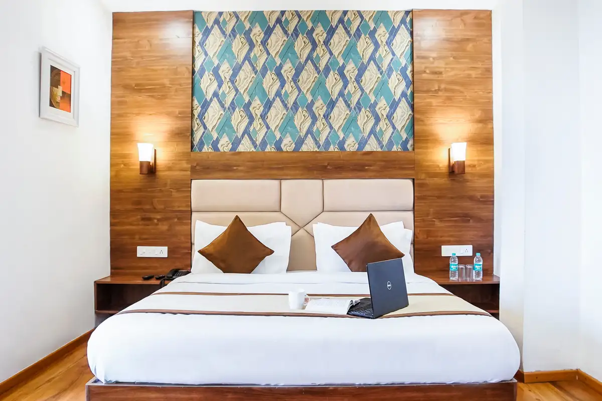 Spring Wood Hotel Room