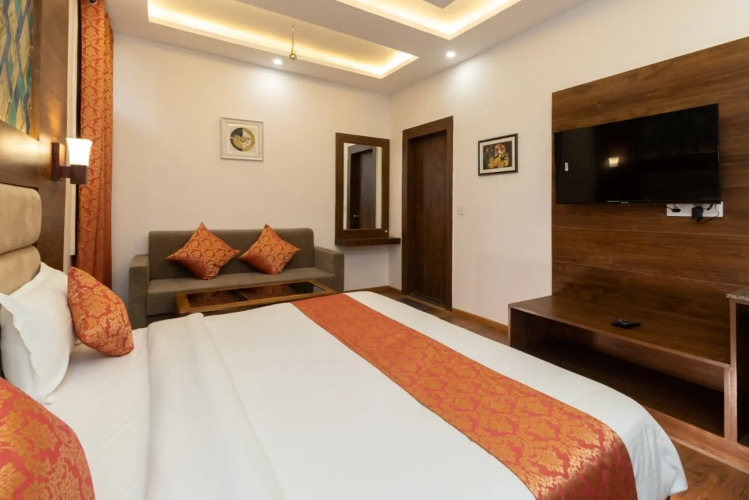 Spring Wood Hotel Room