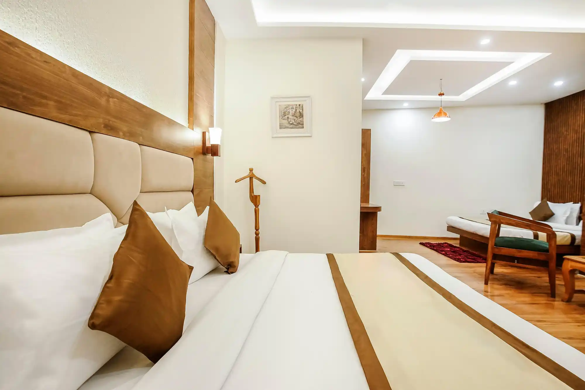 Spring Wood Hotel Room