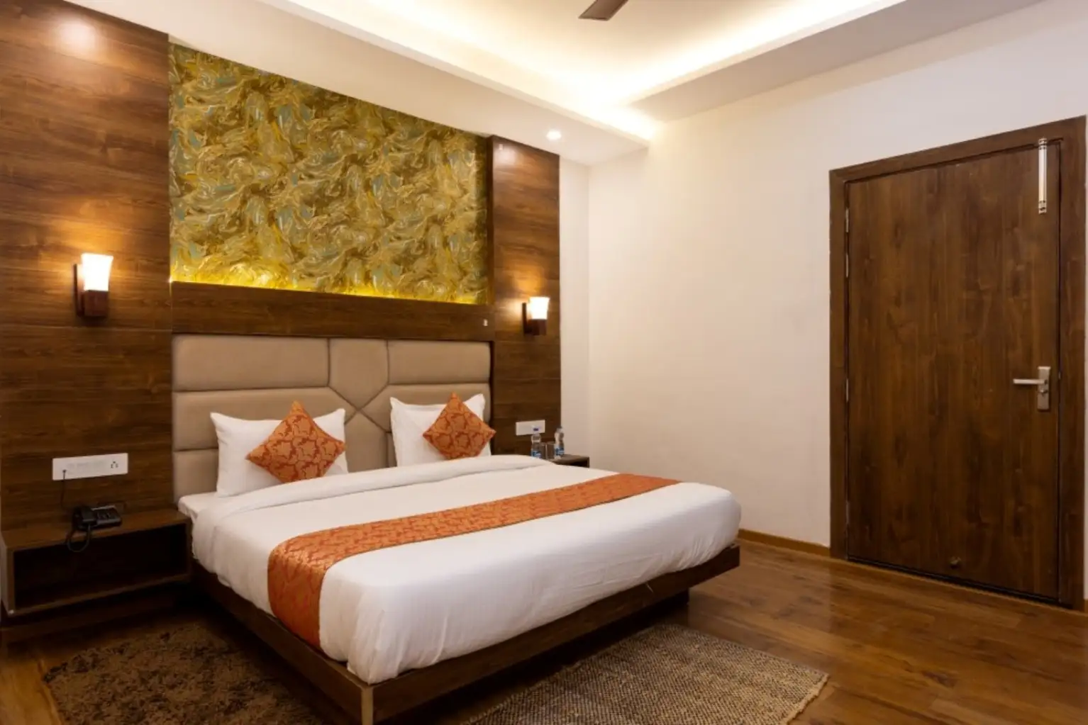 Spring Wood Hotel Room