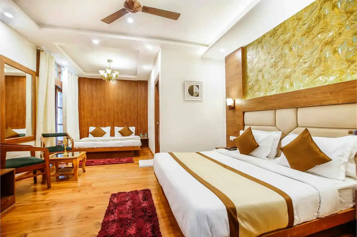 Spring Wood Hotel Room