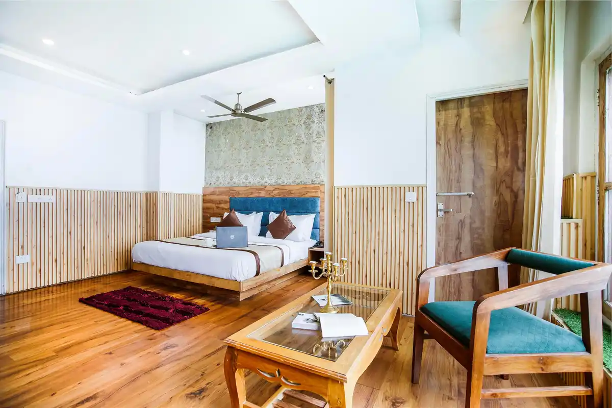 Spring Wood Hotel Room