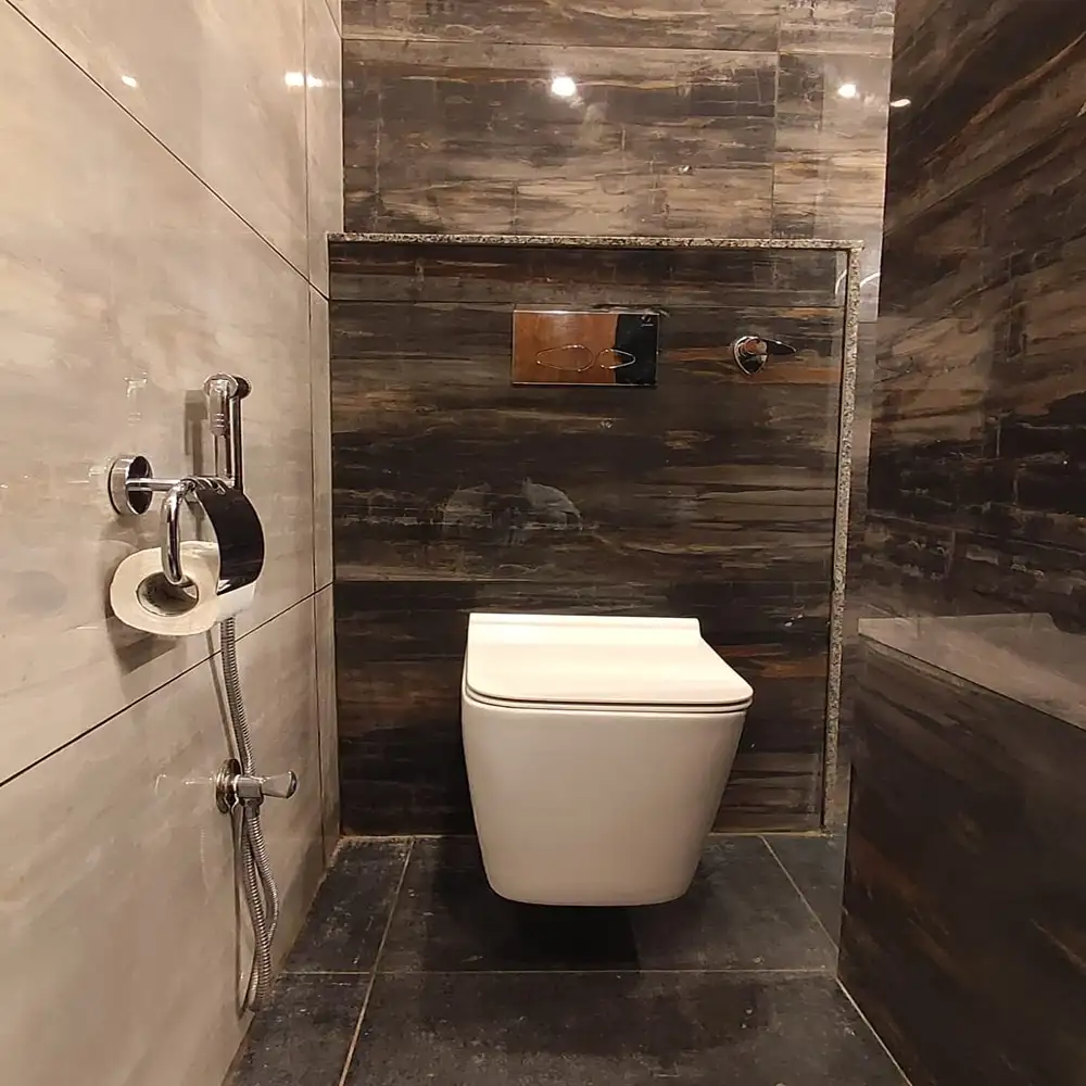 Spring Wood Hotel Bathroom