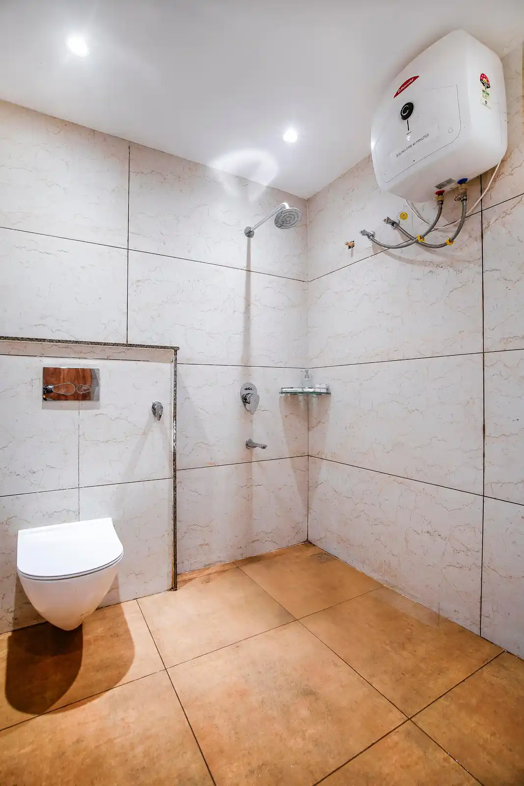 Spring Wood Hotel Bathroom