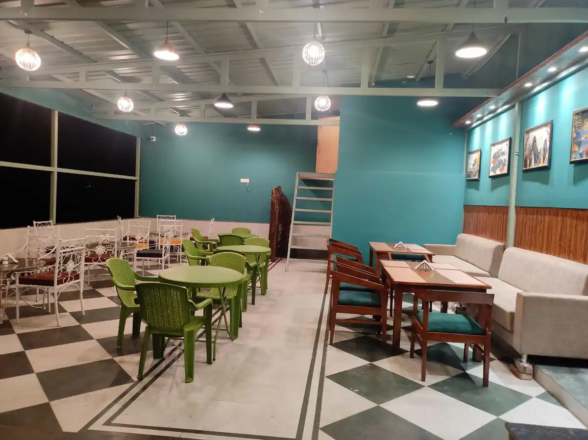 Spring Wood Hotel Restaurant/Dining