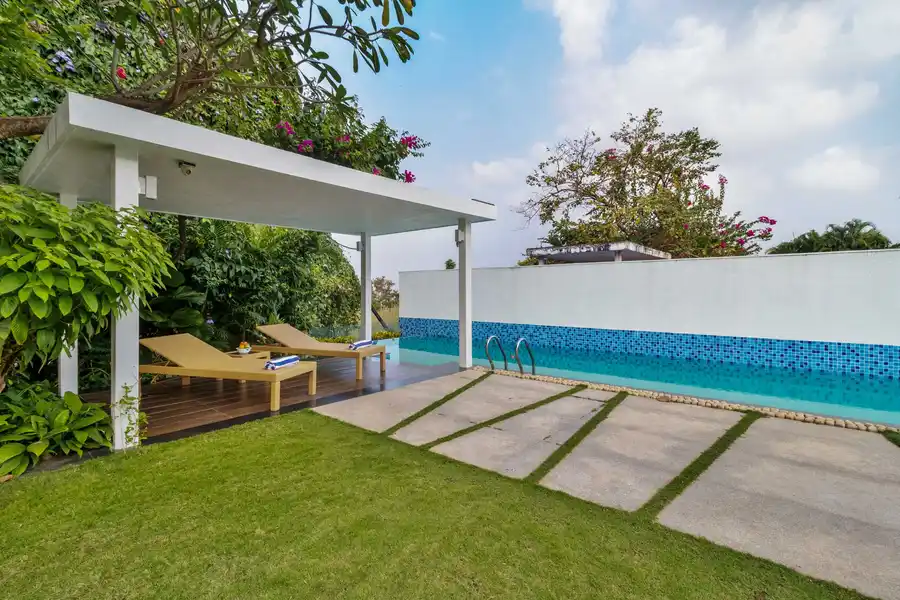 Stars By The Bay - Dabolim, South Goa