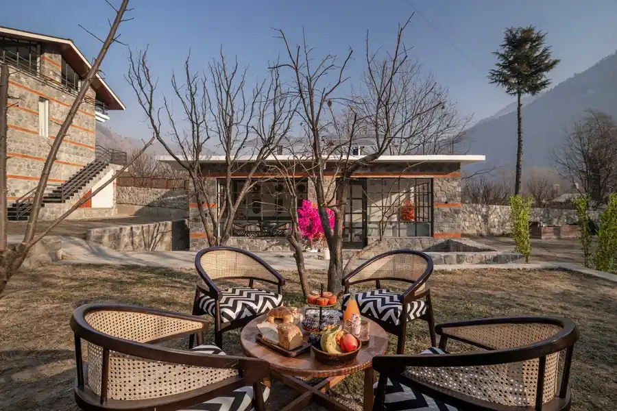 Still @ The River Story - Raison, Manali