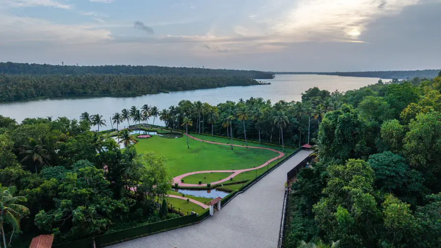 Still Waters Premium Suite, Varkala