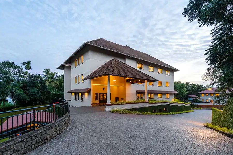 Still Waters Premium Suite, Varkala
