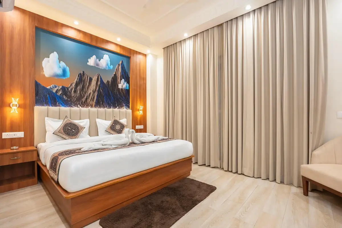 Stillwood Resort Mussoorie Room