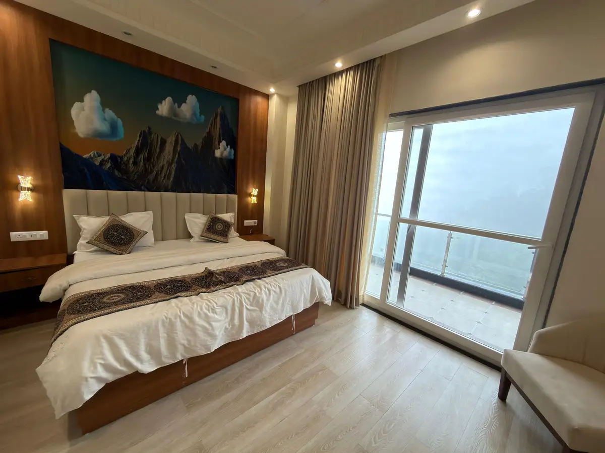 Stillwood Resort Mussoorie Room