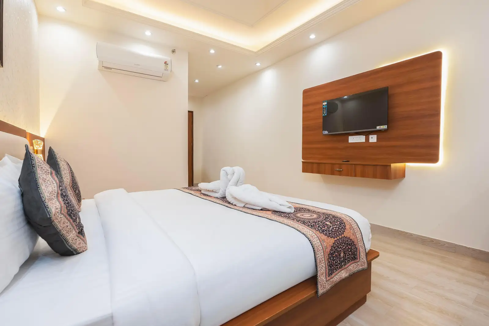 Stillwood Resort Mussoorie Room
