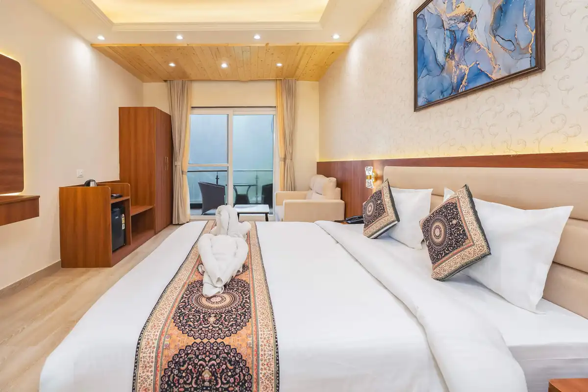 Stillwood Resort Mussoorie Room