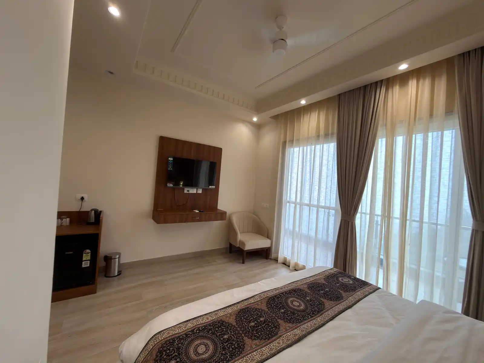 Stillwood Resort Mussoorie Room
