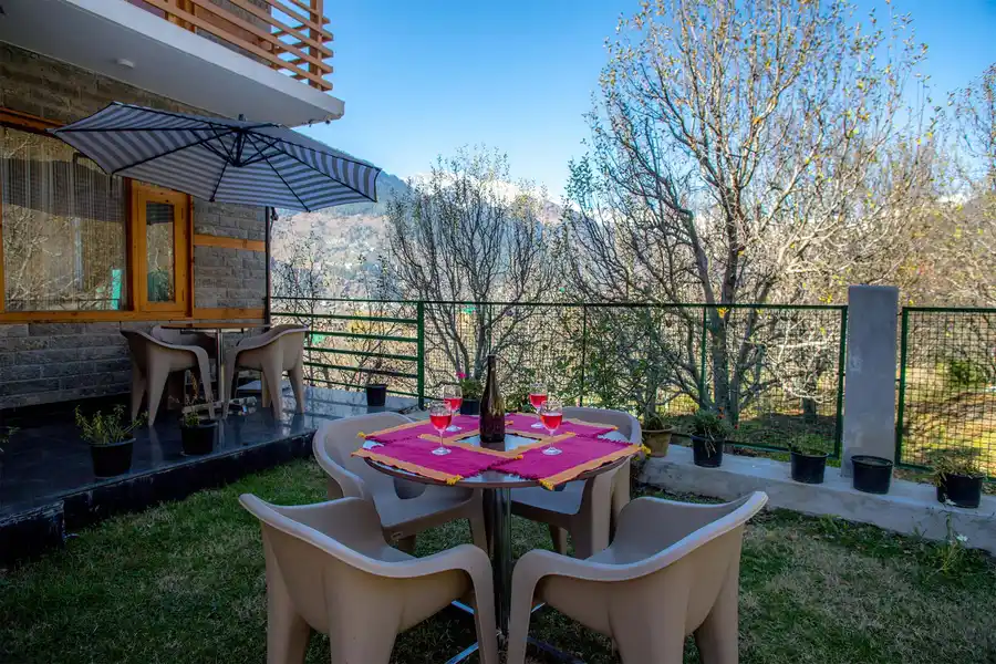 Stonehurst Cottage, Manali