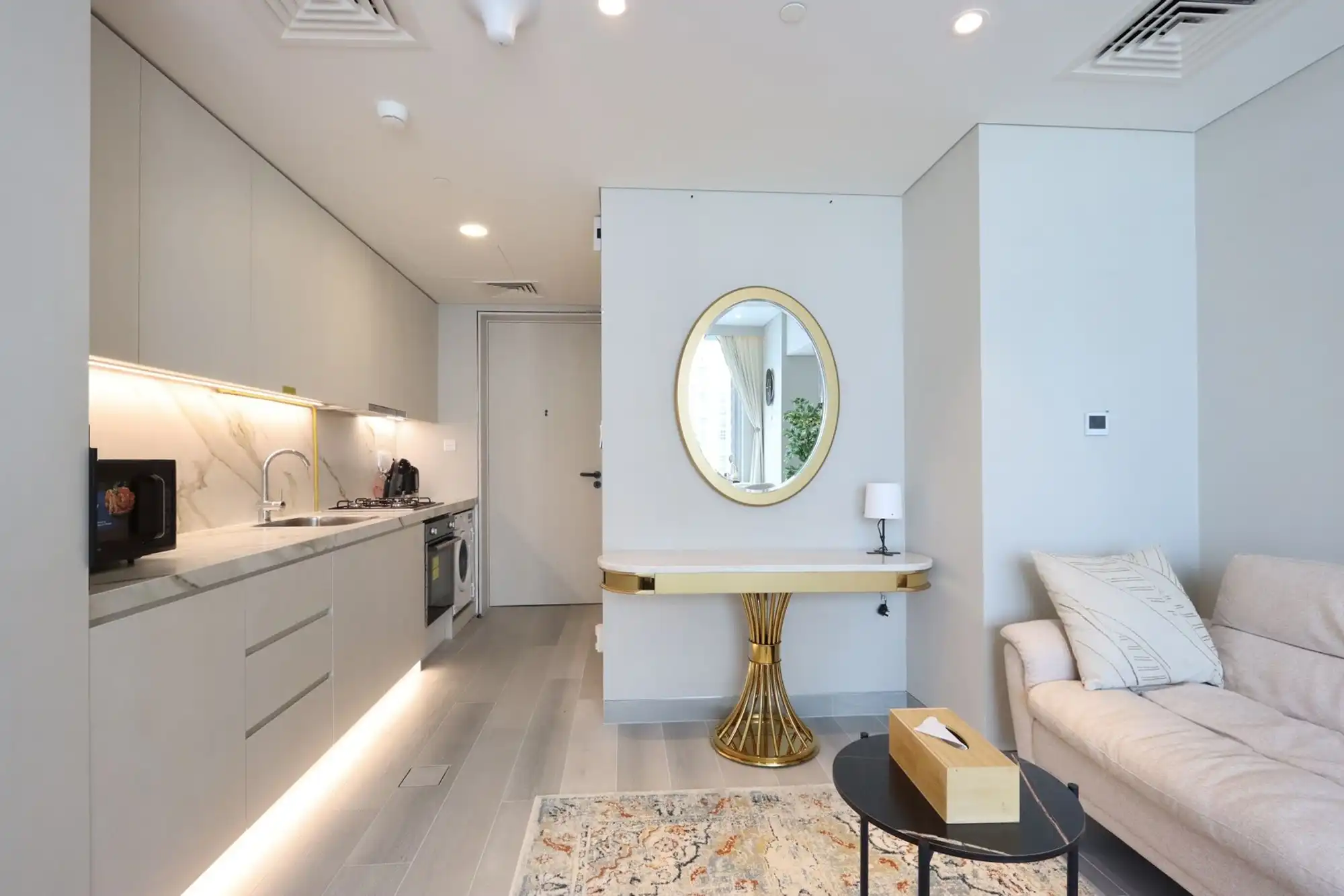 Studio in Dubai Marina with Scenic Views, Dubai